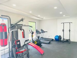 Short-let apartments have amenities that elevate your experience. From rooftop terraces to in-house gyms and entertainment systems,